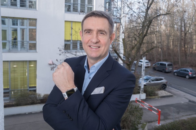 Robert Crnkovic vor der Performance Academy